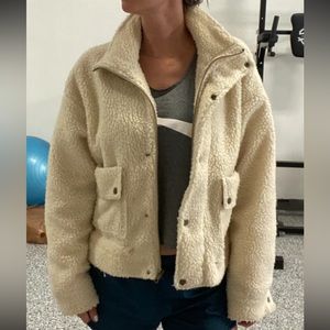 F21 CREAM SHERPA TEDDY COAT